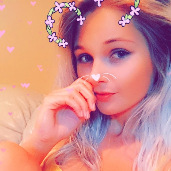 Meet your Posher, Bell - Picture 1 of 1